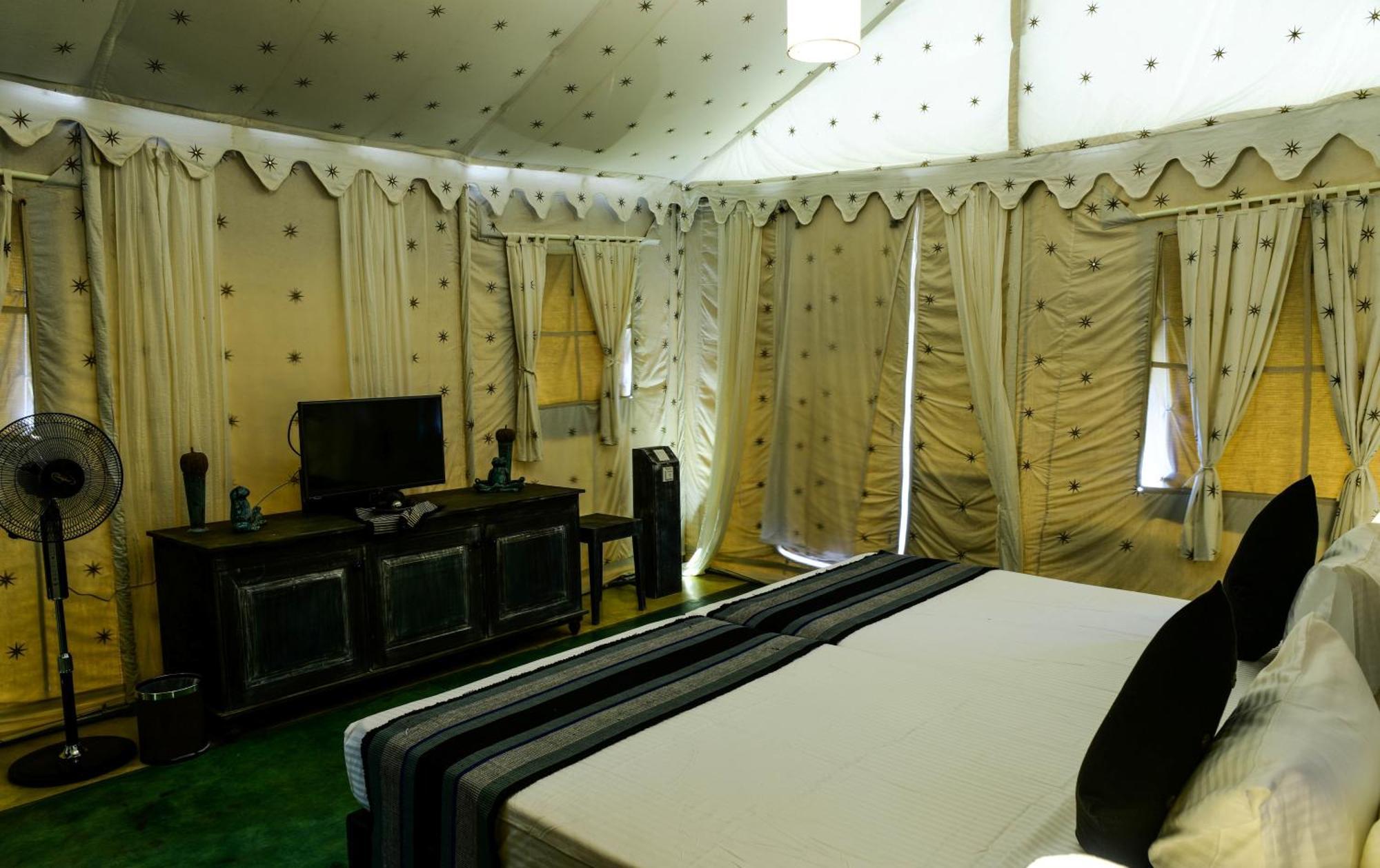 Rangiri Dambulla Resort Room photo